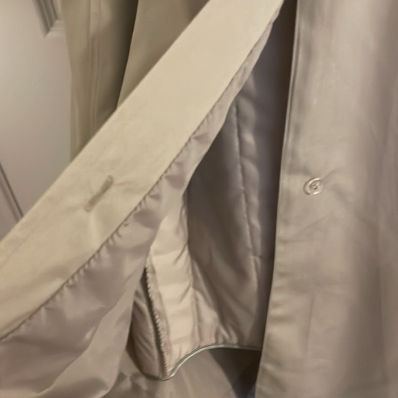 London Fog men’s trench coat! Fully lined (removable) excellent condition Sz 42L - Picture 7 of 14